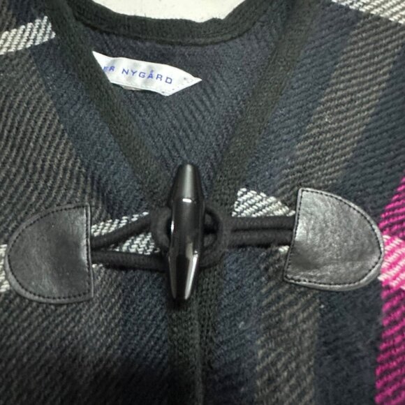 Peter Nygard Womens Plaid Poncho With Toggle Closure Black Pink One Size Fits Mo - Picture 7 of 7